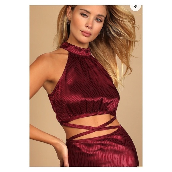 NWT LULU'S Fierce Vision Red Jacquard Print Satin Cutout Midi Dress Small - Picture 5 of 10